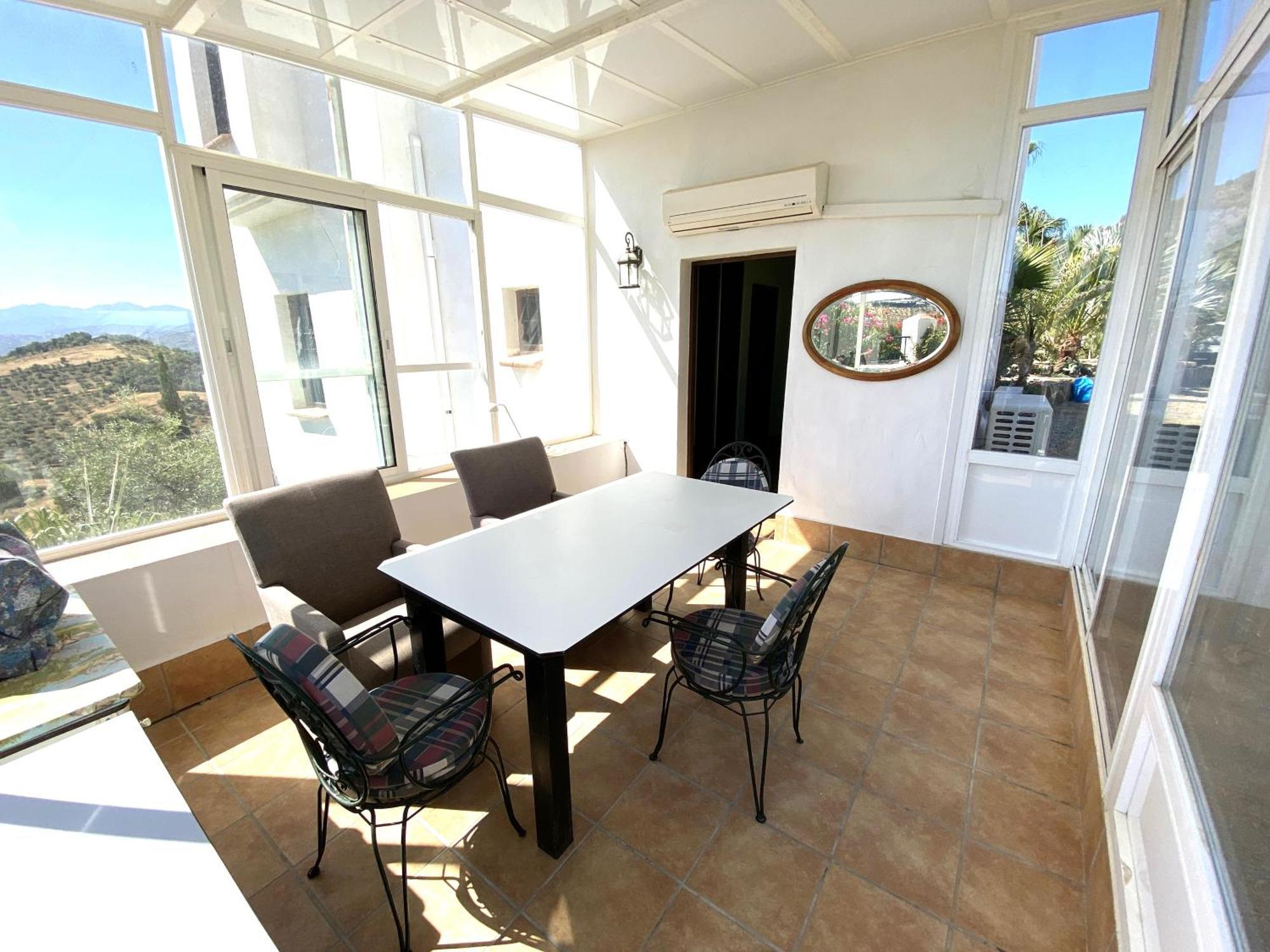 Castle Tower Ground Floor Apartment In Rural Holiday Park 'Cezanne' Tolox Ngoại thất bức ảnh