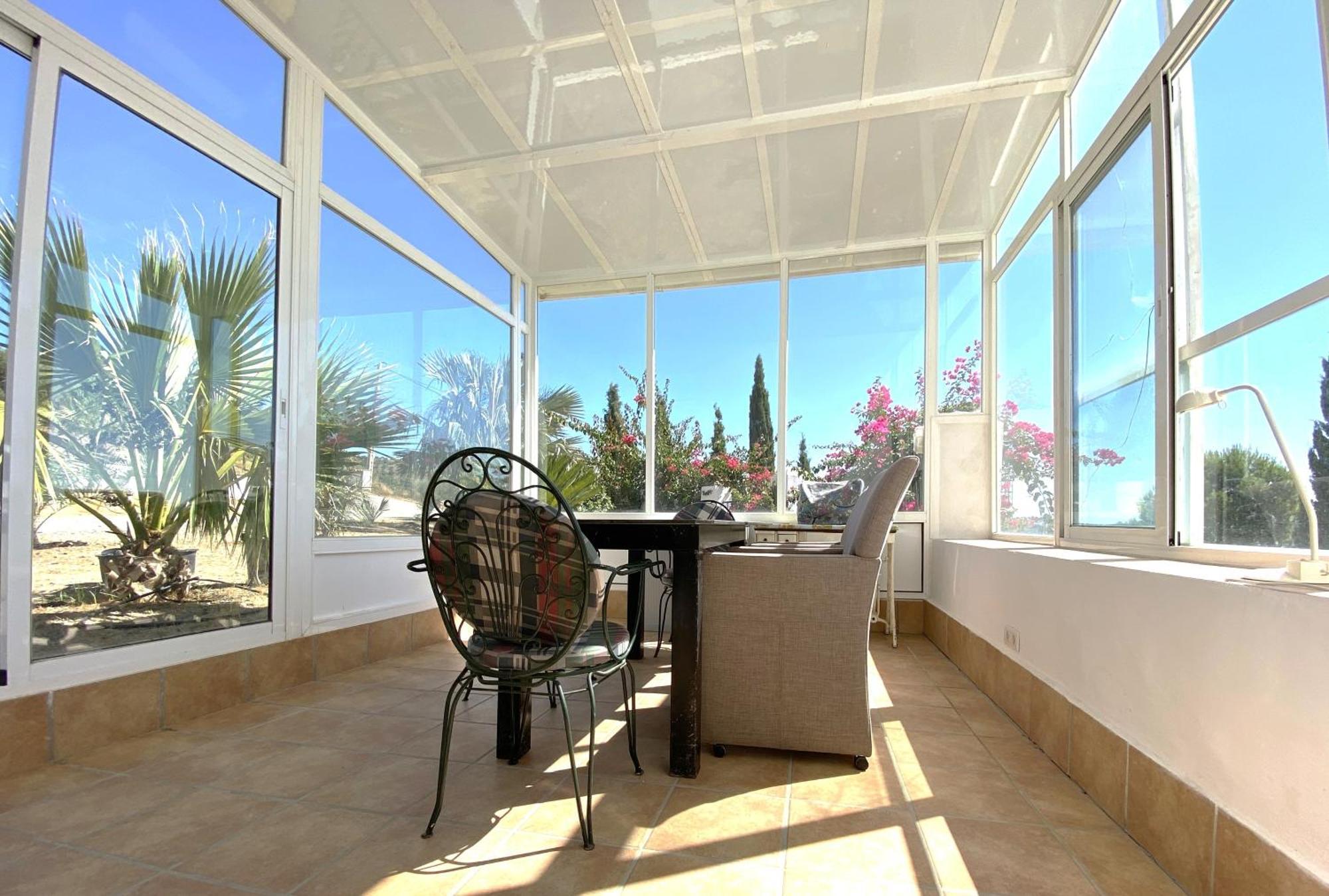Castle Tower Ground Floor Apartment In Rural Holiday Park 'Cezanne' Tolox Ngoại thất bức ảnh