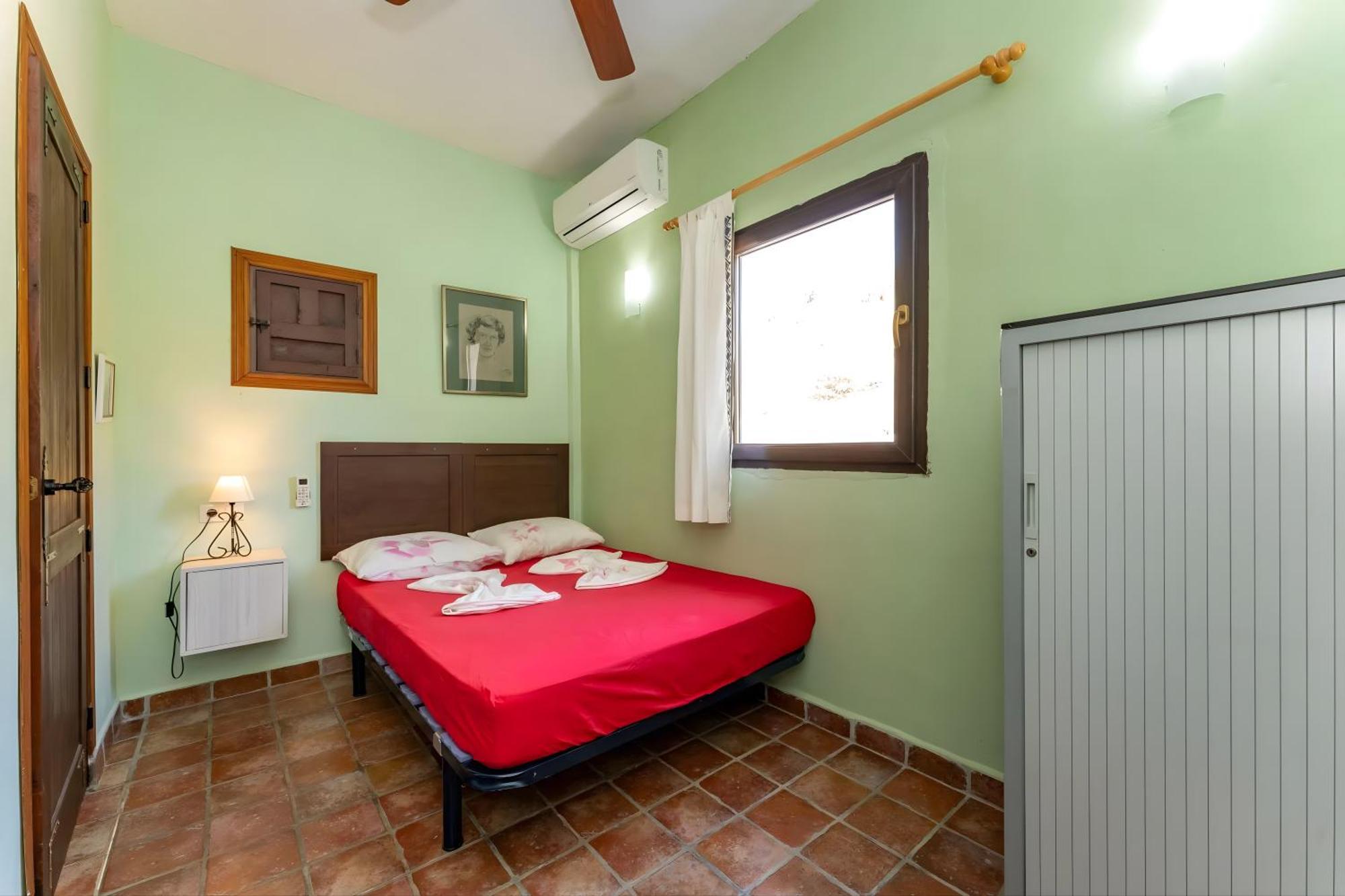 Castle Tower Ground Floor Apartment In Rural Holiday Park 'Cezanne' Tolox Ngoại thất bức ảnh