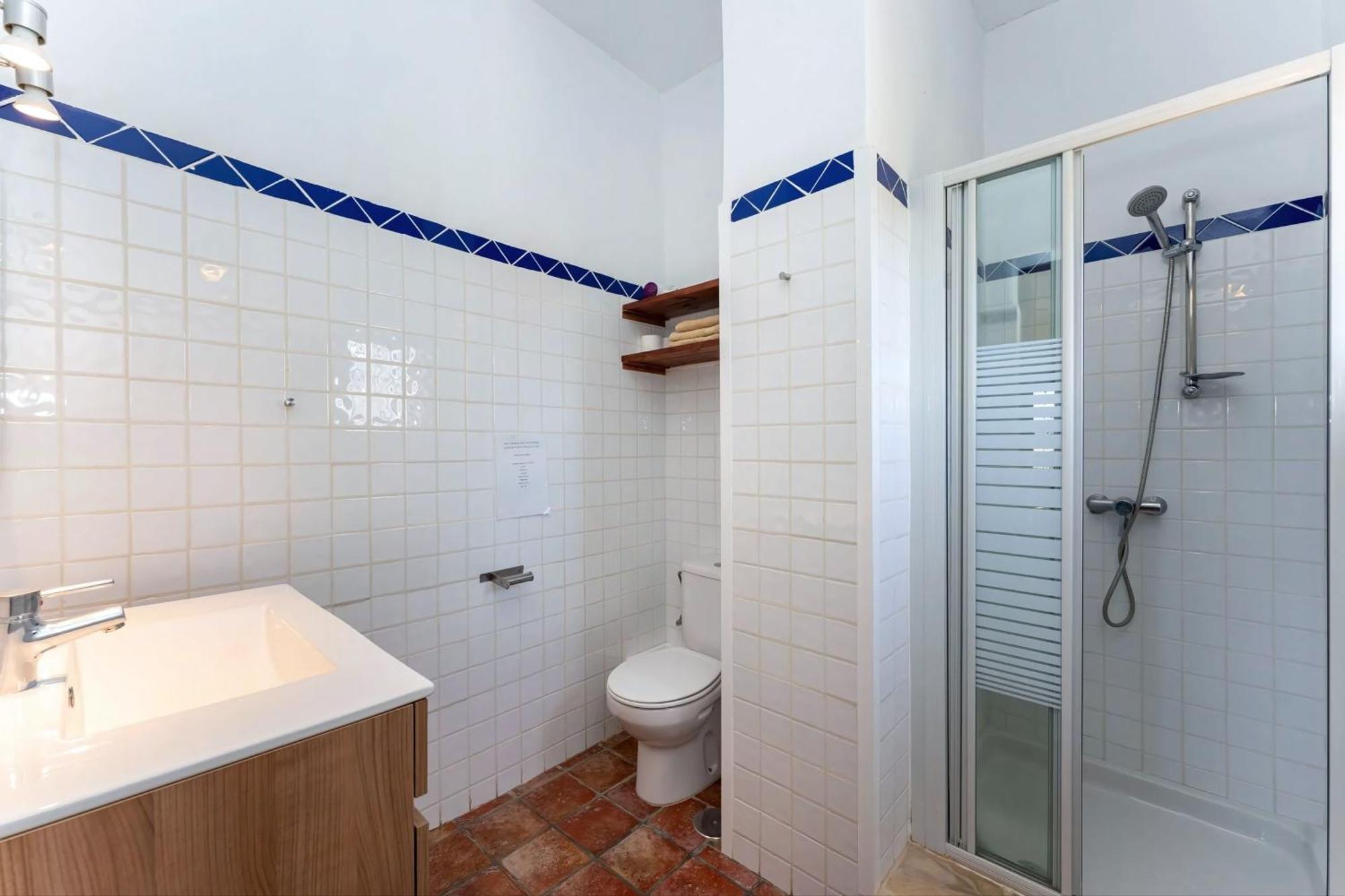 Castle Tower Ground Floor Apartment In Rural Holiday Park 'Cezanne' Tolox Ngoại thất bức ảnh